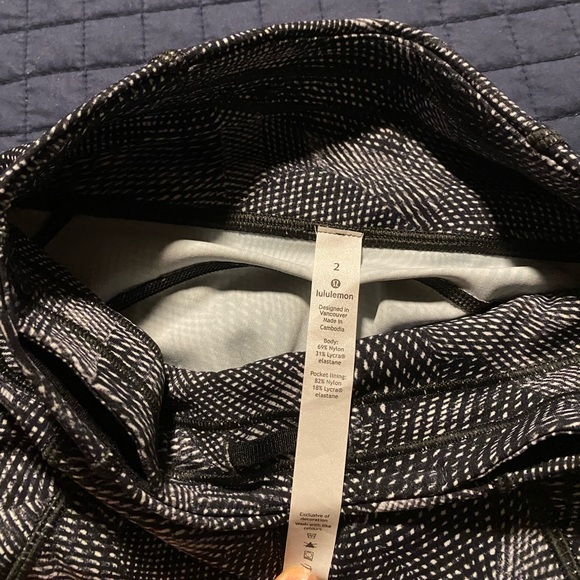 Lululemon leggings - Picture 4 of 5